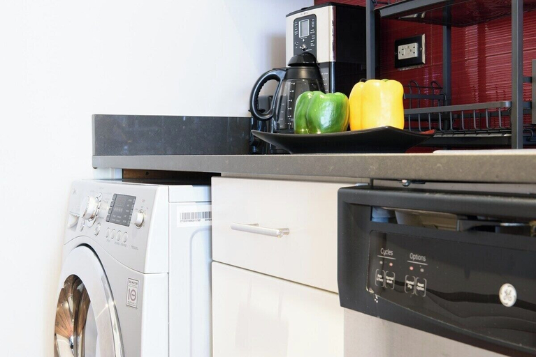 Private kitchen 5, 809 Midtown Apartments, New York
