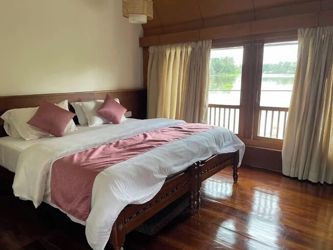 Room 5, The Boat Company, Alappuzha