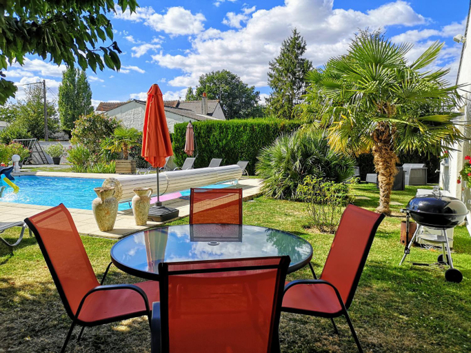 Others 4, Gite Pause au jardin , Indre-et-Loire