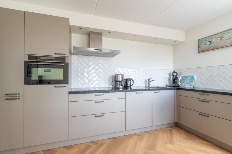 Private kitchen, 2 Person Island View Apartment, Texel