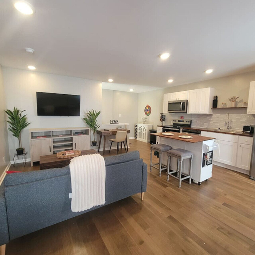 Interior, Modern Carriage House Escape Rest Work Explore, Indianapolis