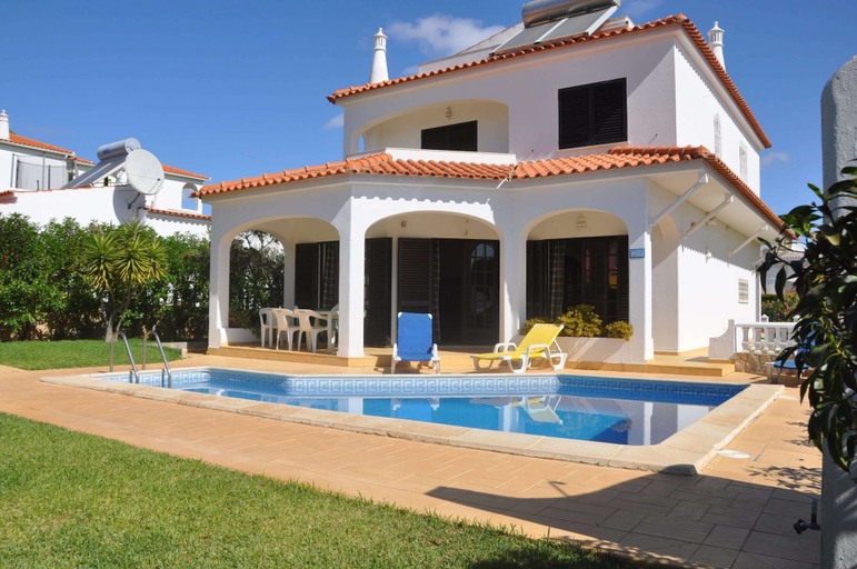 Primary image, Villa in Vilamoura with Private Pool, Loulé