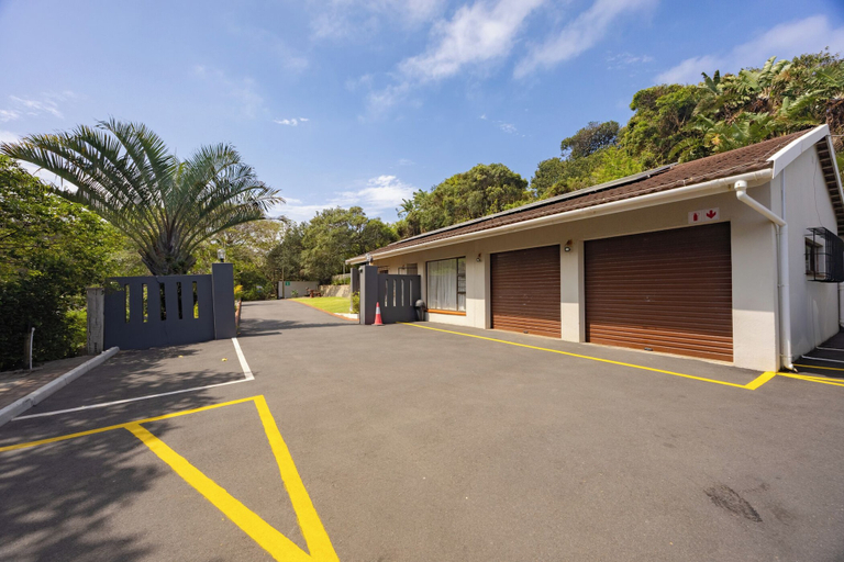 Exterior & Views 2, Beachcomber Bay - Guest House, Ugu