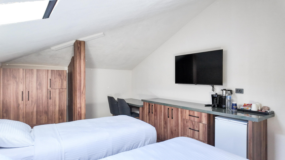 Bedroom 5, Faraza Rooms, Merkez
