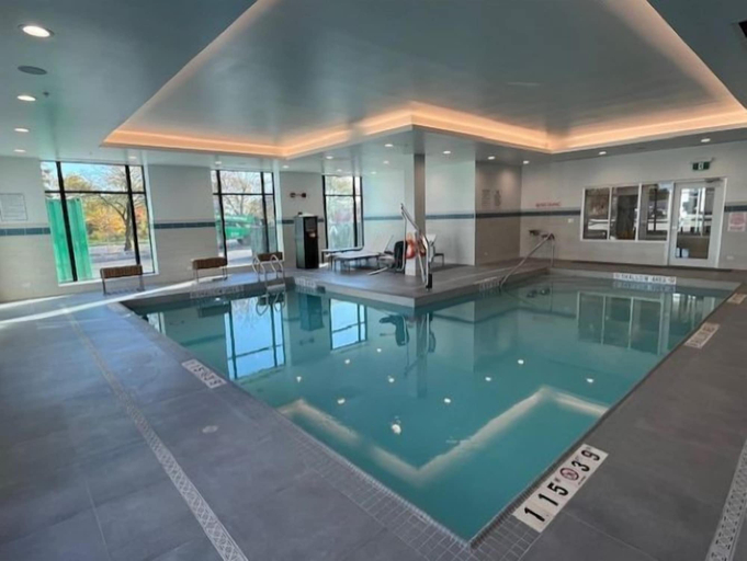 Pool 5, Hyatt Place Toronto Airport, Toronto