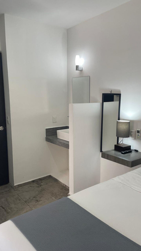 Room 5, 13 Ilda in Isla Mujeres, Isla Mujeres