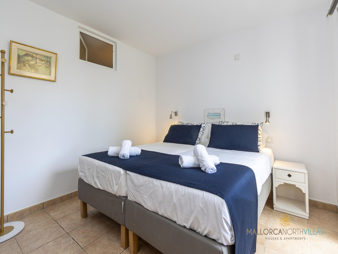 Bedroom 2, Apartment in Port de Pollenca near Llenaire Beach, Baleares