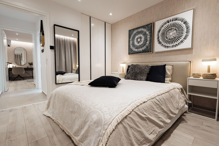 Room 2, Luxury Marina Beach Stay