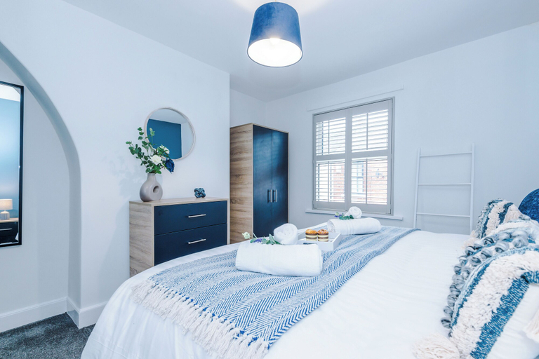 Room 3, 38 Walter Street, Cheshire West and Chester