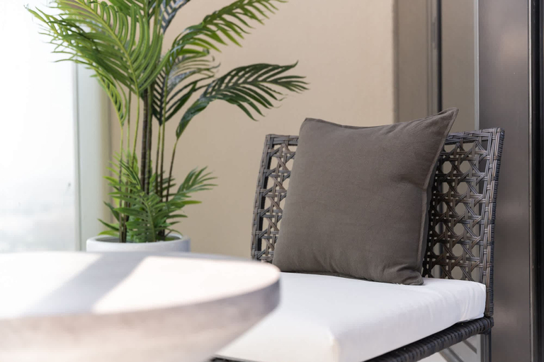 Room 5, Modern Luxe 2BR in Business Bay, Dubai