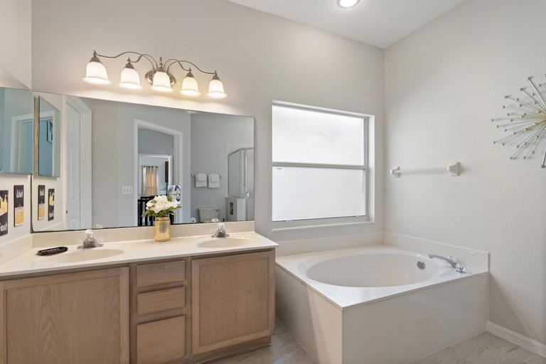 Bathroom 4, Disney Area 6 Bedroom Vacation Home with Private Pool 6 Home, Polk