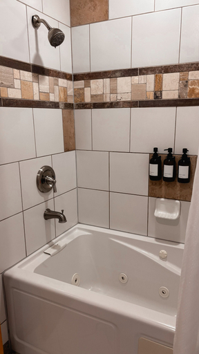 Bathroom 3, Whispering Sands Motel, Wayne