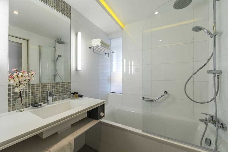 Bathroom 4, Melissi Beach Hotel