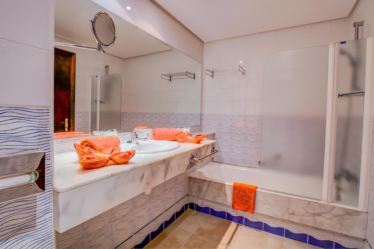 Bathroom 5, SBH Costa Calma Palace, Las Palmas