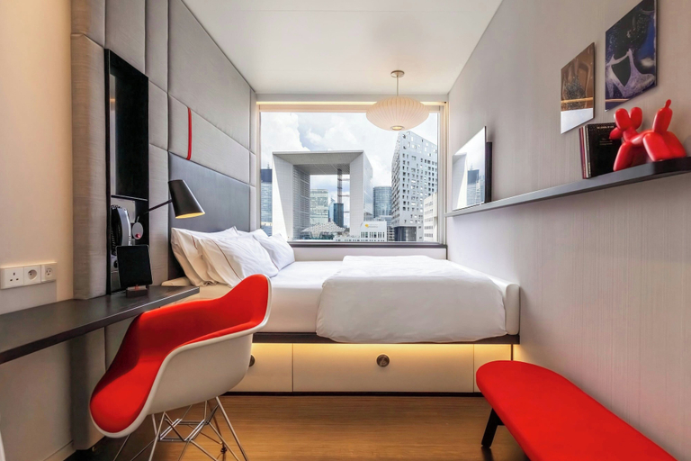Bedroom 3, citizenM Paris la Défense, Hauts-de-Seine