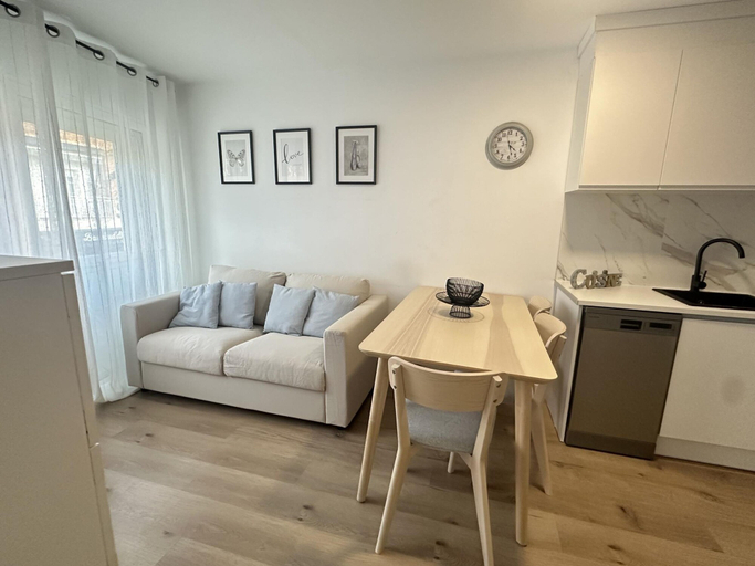 Others 4, Beach Apartment IV Coeur de Pla, Barcelona