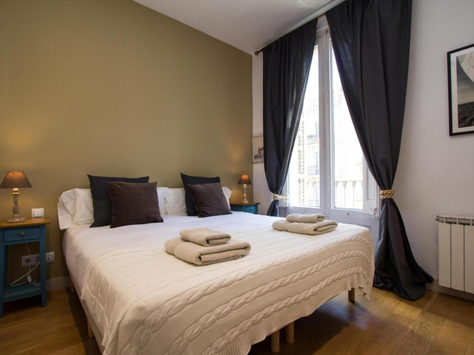 Room 2, Apartamento Deluxe de Tres Habitaciones, Barcelona