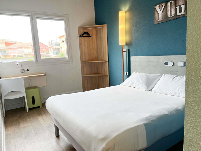 Bedroom 3, ibis budget Alès Saint Christol, Gard