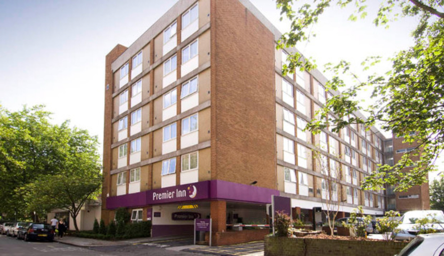 Exterior & Views 2, Premier Inn London Hampstead, London