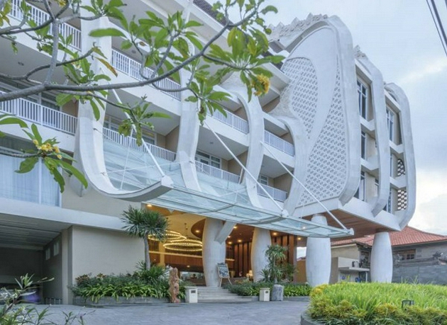 Bedrock Hotel Kuta Bali - Exterior & Views