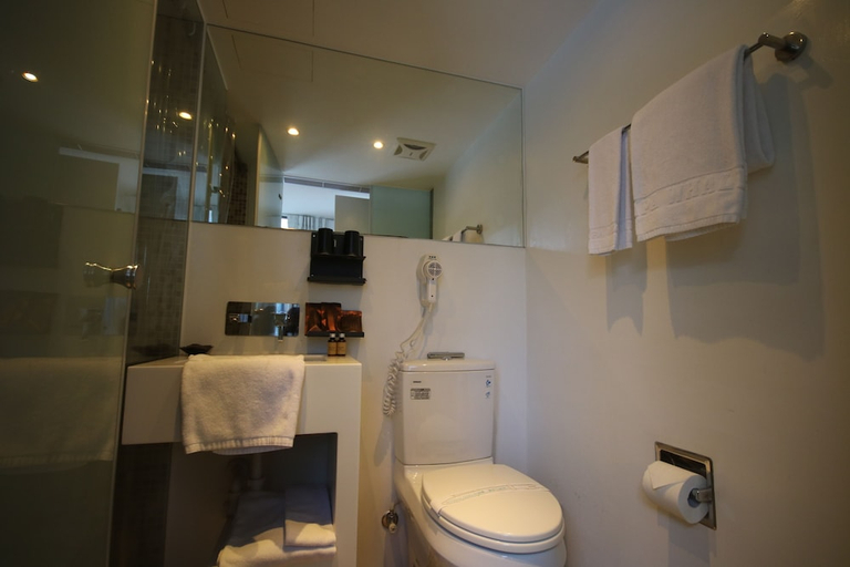 Bathroom 3, Papa Whale - Kaohsiung Formosa Boulevard, Kaohsiung
