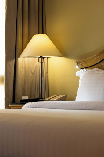 Bedroom 4, Mövenpick Doha, Doha