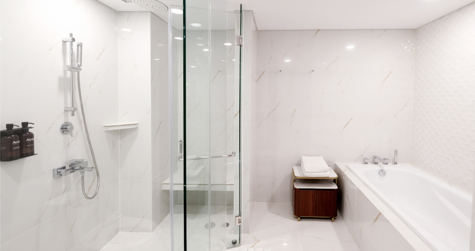 Bathroom 4, Atria Hotel Malang, Malang