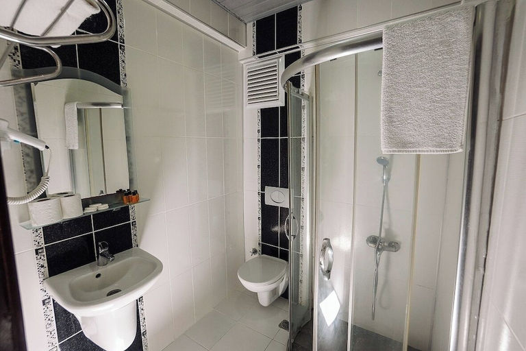 Bathroom, Topkapi Golden Time Hotel, Fatih