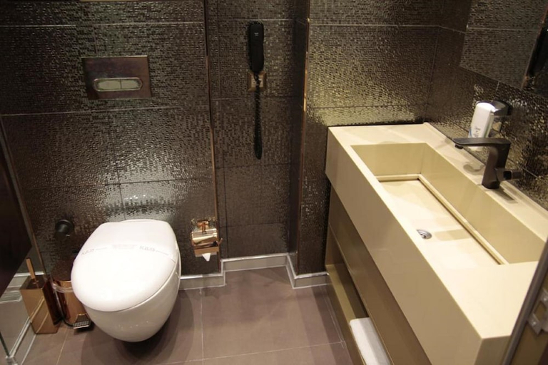 Bathroom 3, Portwort Hotel, Bakırköy
