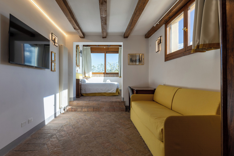 Room 4, Borgo Malvasia- La Cascina, Bologna