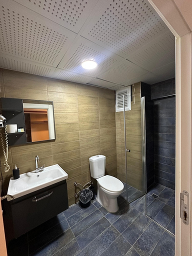 Bathroom 5, Eras Hotel, Alanya