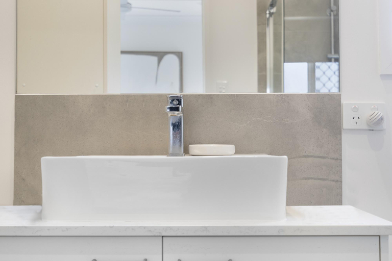Bathroom 4, Family-Friendly House with Courtyard Retreat, Wavell Heights