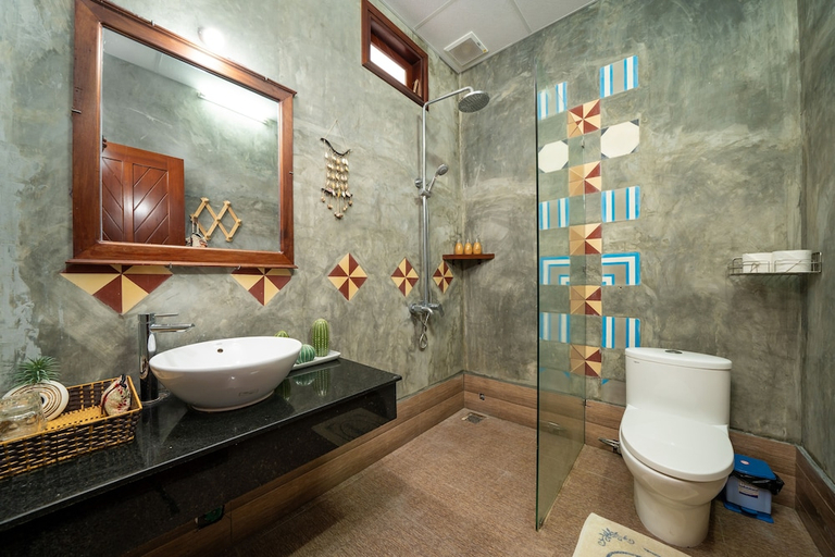 Bathroom, An Bang Gold Coast Villa, Da Nang