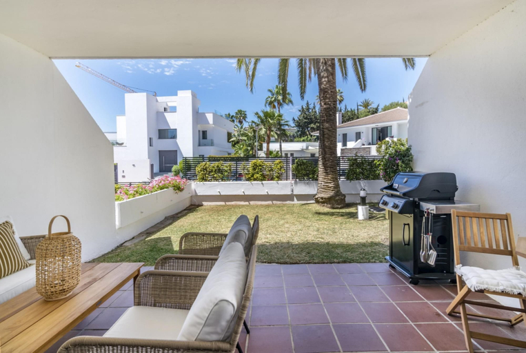 Room 3, Ags48b- Great Location Close to Puerto Banus Casa, Málaga