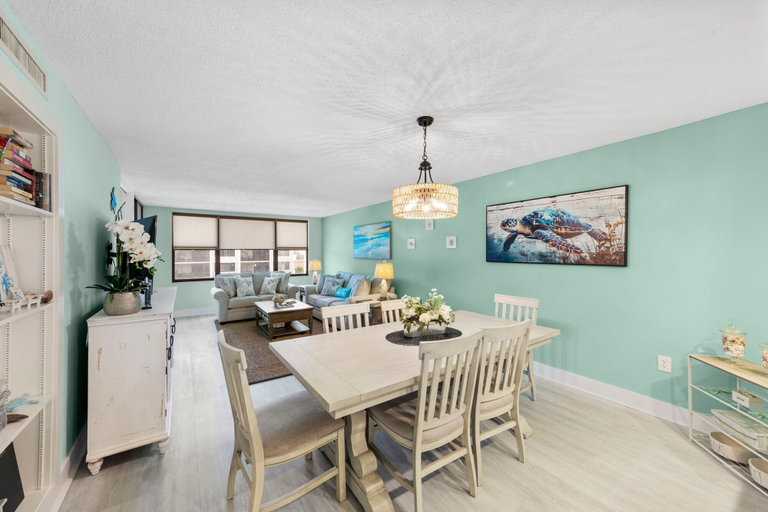 Room 4, Loggerhead Cay 472 - Beach Front Pet-friendly, Lee