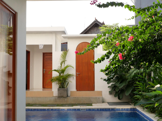 Sport & Beauty 2, Canggu Central Escape - 3BR Villa with Pool, Badung