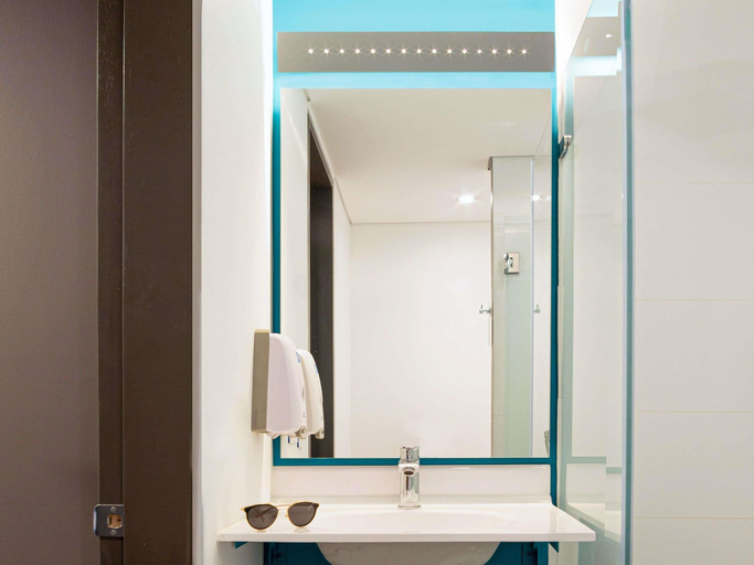 Bathroom 4, ibis Budget Bogota Marly, Santafé de Bogotá