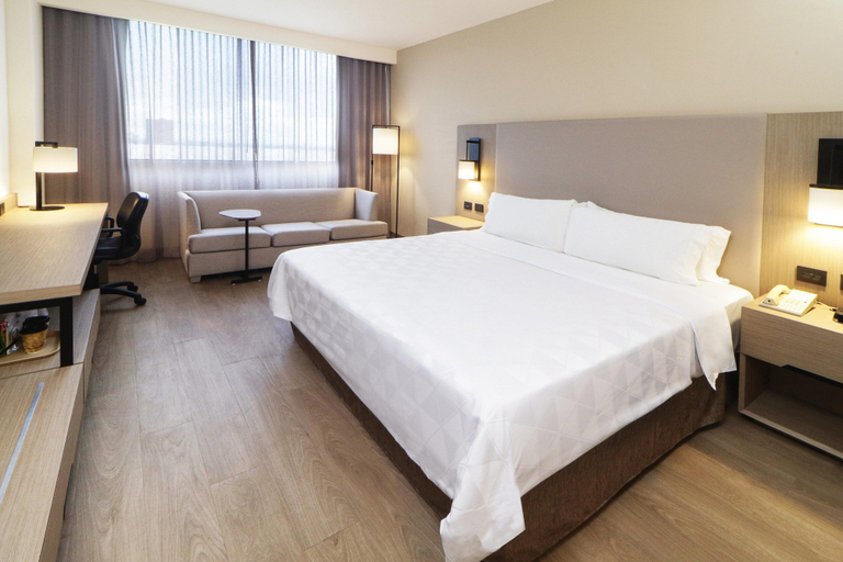 Bedroom 2, Holiday Inn MONTERREY-PARQUE FUNDIDORA by IHG, Monterrey