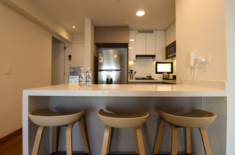 Room 2, w Sensational 2BR in Miraflores w Balcony, Lima