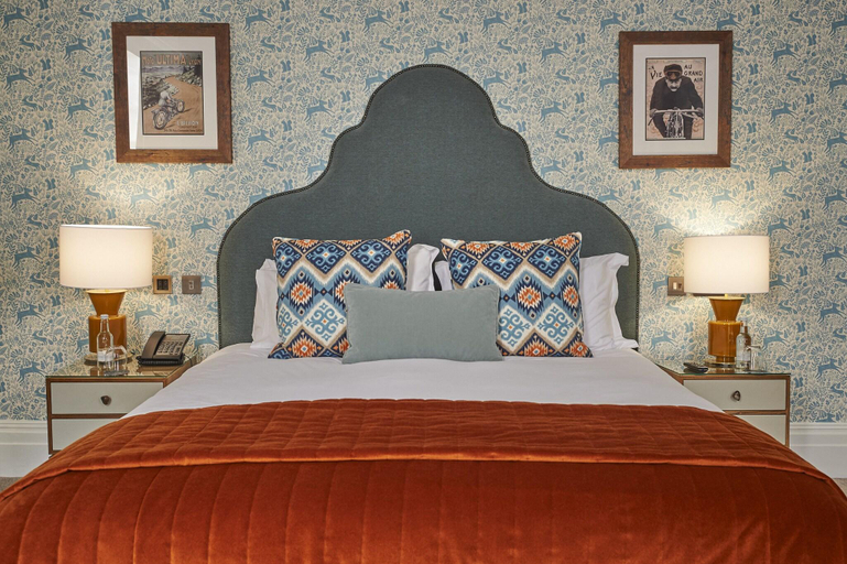 Bedroom 2, Hotel du Vin & Bistro Winchester, Hampshire