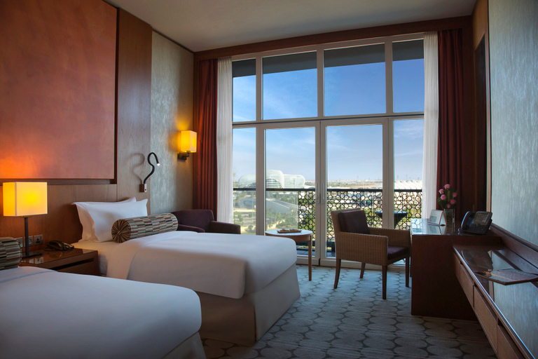 Bedroom 4, YAS PLAZA MARINA by IHG, Yas Island