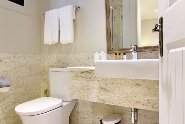 Bathroom 5, Mövenpick Resort Khao Yai, Pak Chong