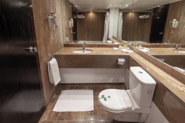Bathroom 4, Pyramids Park Resort Cairo, Kirdasah