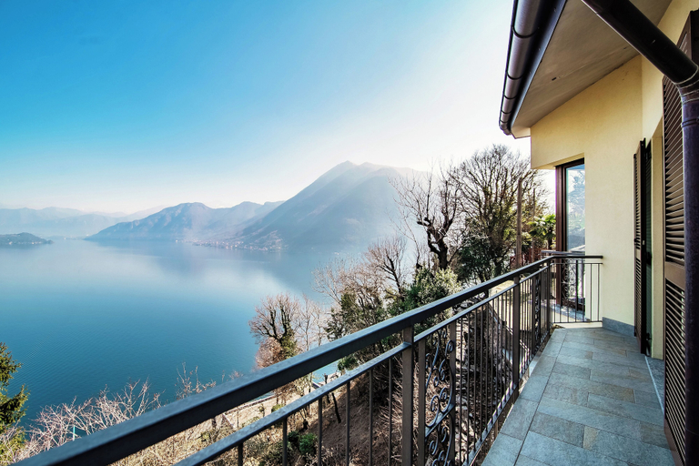 Balcony 4, Argegno Wonderful View, Como