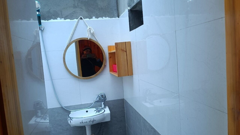 Bathroom, Hong Thu Homestay & bungalow Ha Giang, Quản Bạ
