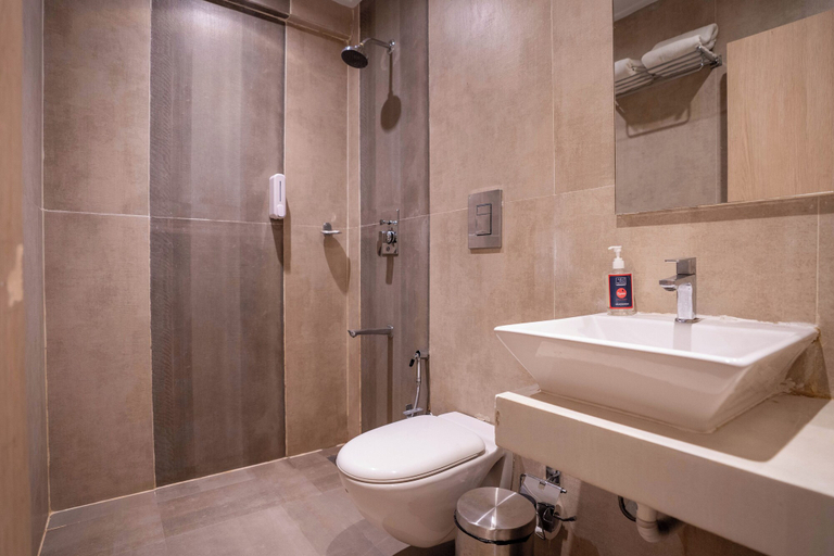 Bathroom 4, Zip By Spree Hotels Samudra, Belgaum