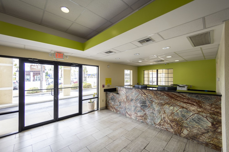Public Area 2, Ocean Breeze Inn, Saint Johns