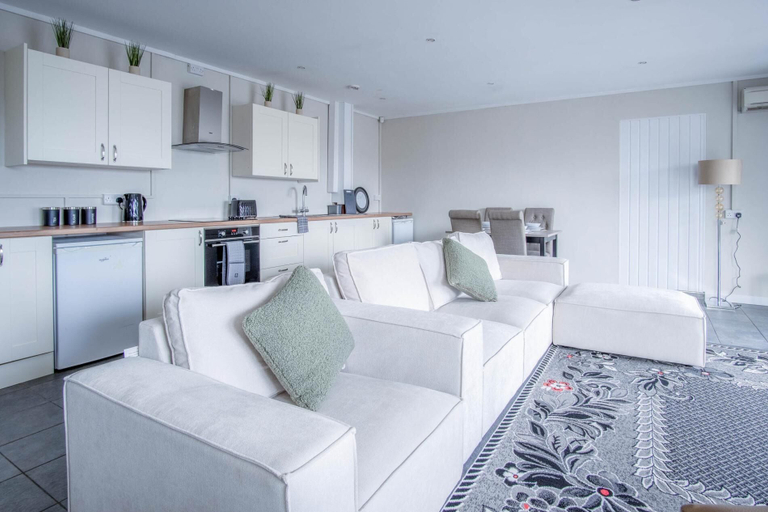 Room 2, Ridgeway Retreat - 1 Bedroom Cottage - Manorbier, Pembrokeshire