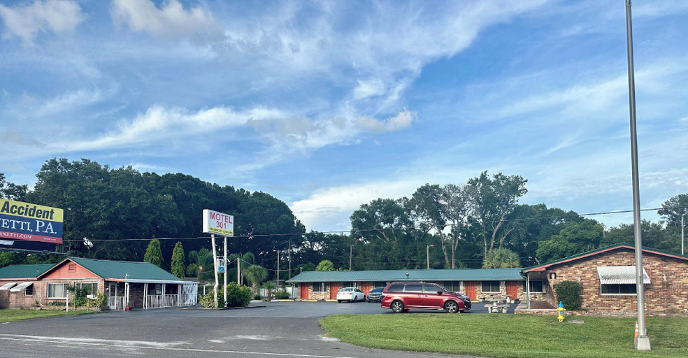 Exterior & Views 2, Motel 301, Hillsborough