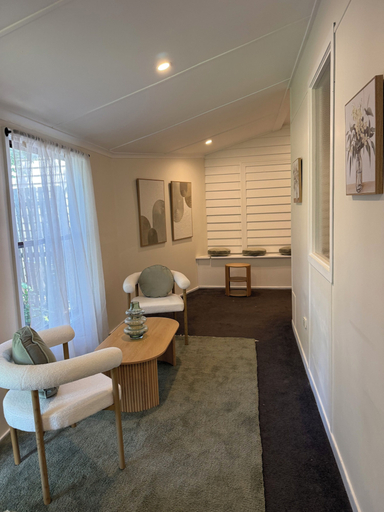 Living area 4, Yarck hotel, Murrindindi - East